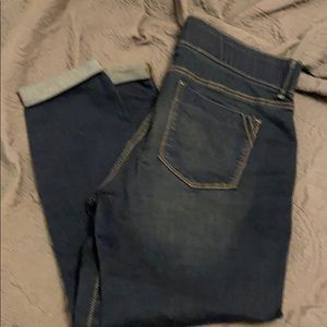 Apt 9 Capri jeans size 16